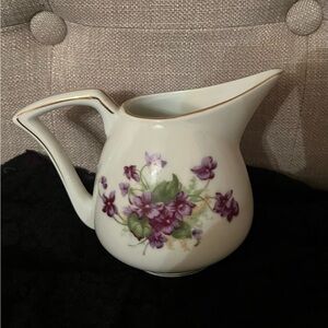 Vintage Lefton hand painted China Purple Pansy Creamer with gold trim 4” high
